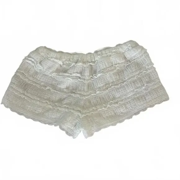 NWOT Edikted Lucy Ruffled Lace Shorts Sz XS - Picture 7 of 10